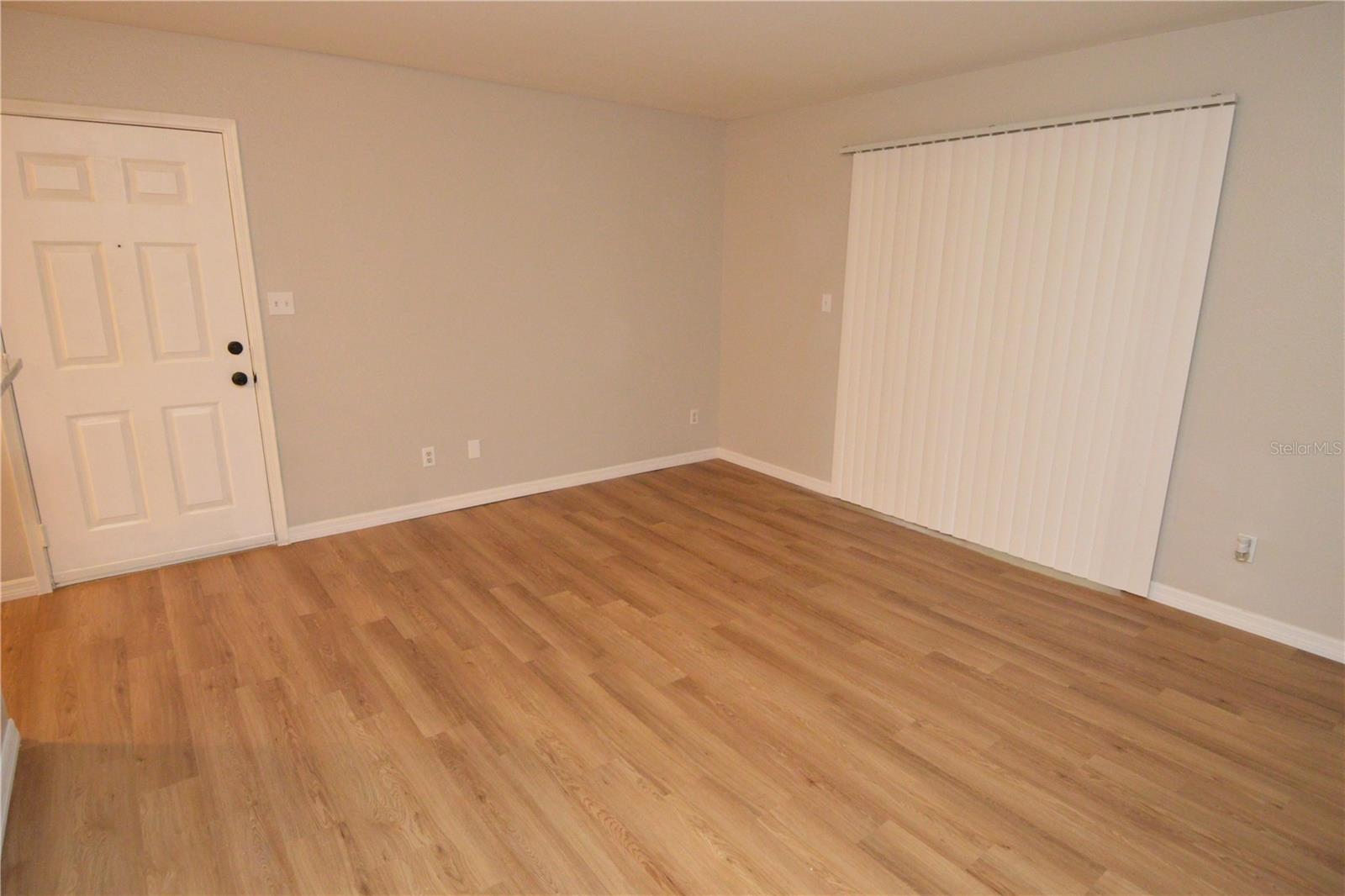 Image 16 of 85 For 1400 Gandy Boulevard N 1416