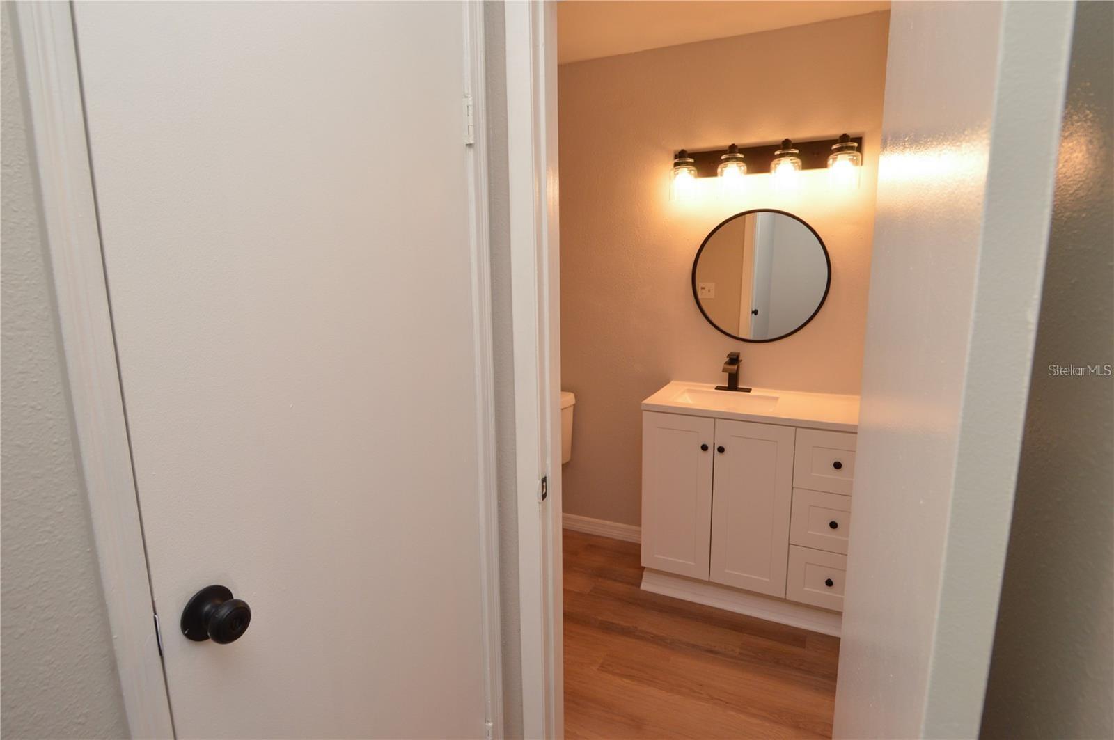 Image 22 of 85 For 1400 Gandy Boulevard N 1416