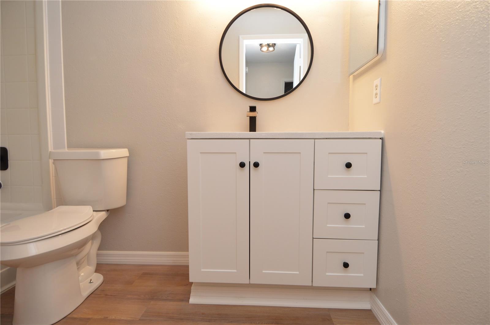 Image 24 of 85 For 1400 Gandy Boulevard N 1416