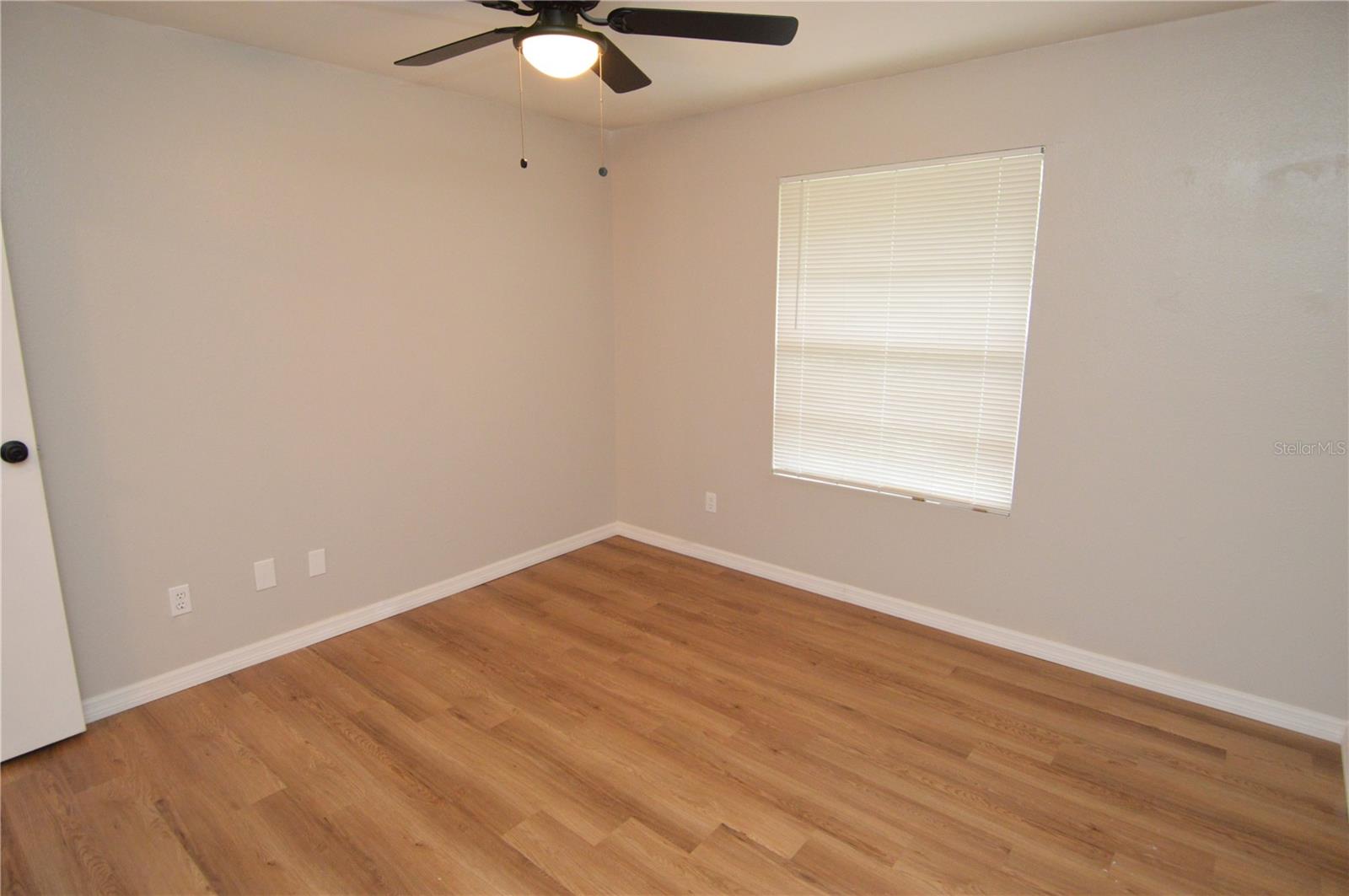 Image 30 of 85 For 1400 Gandy Boulevard N 1416