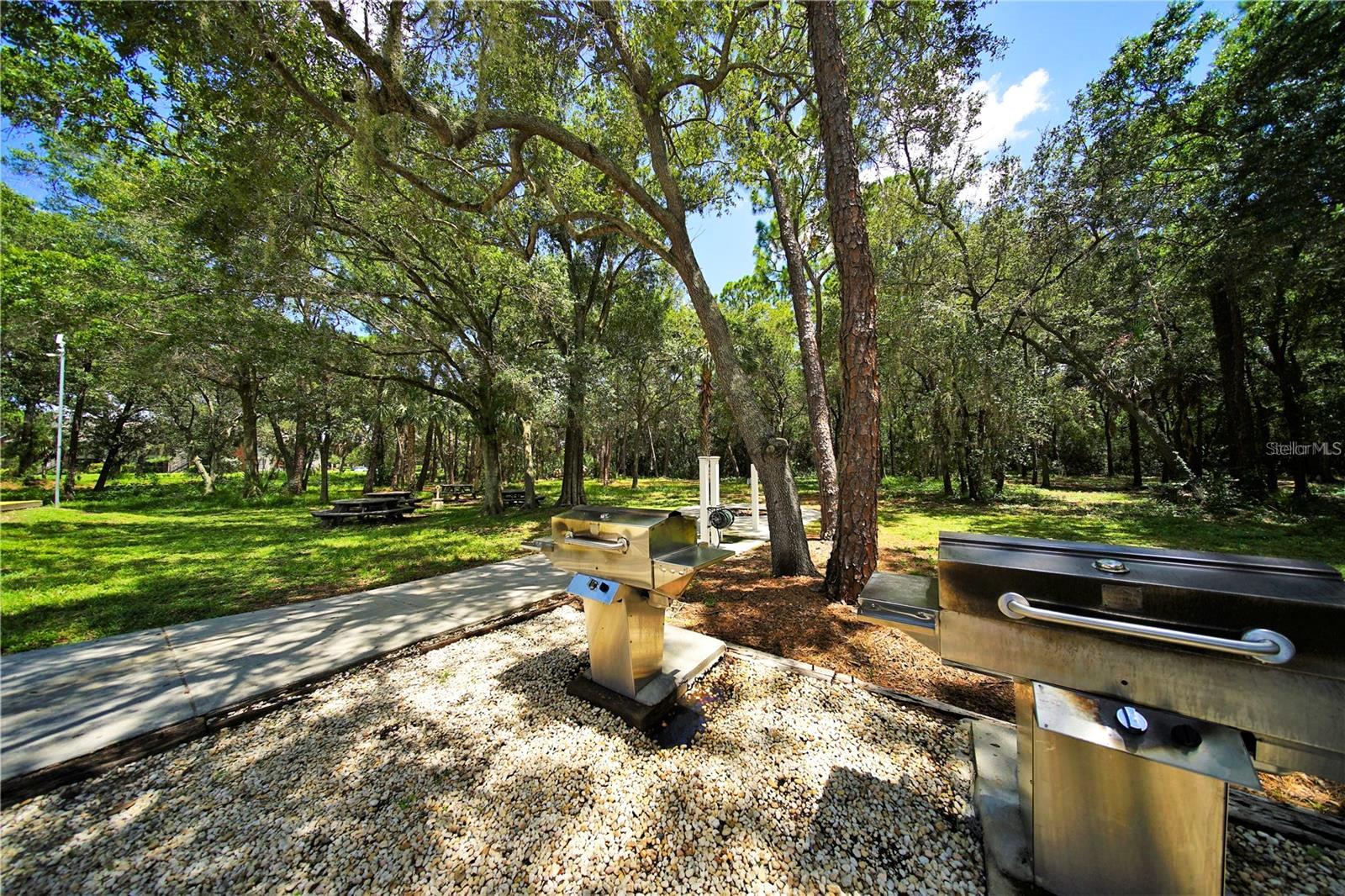 Image 49 of 85 For 1400 Gandy Boulevard N 1416