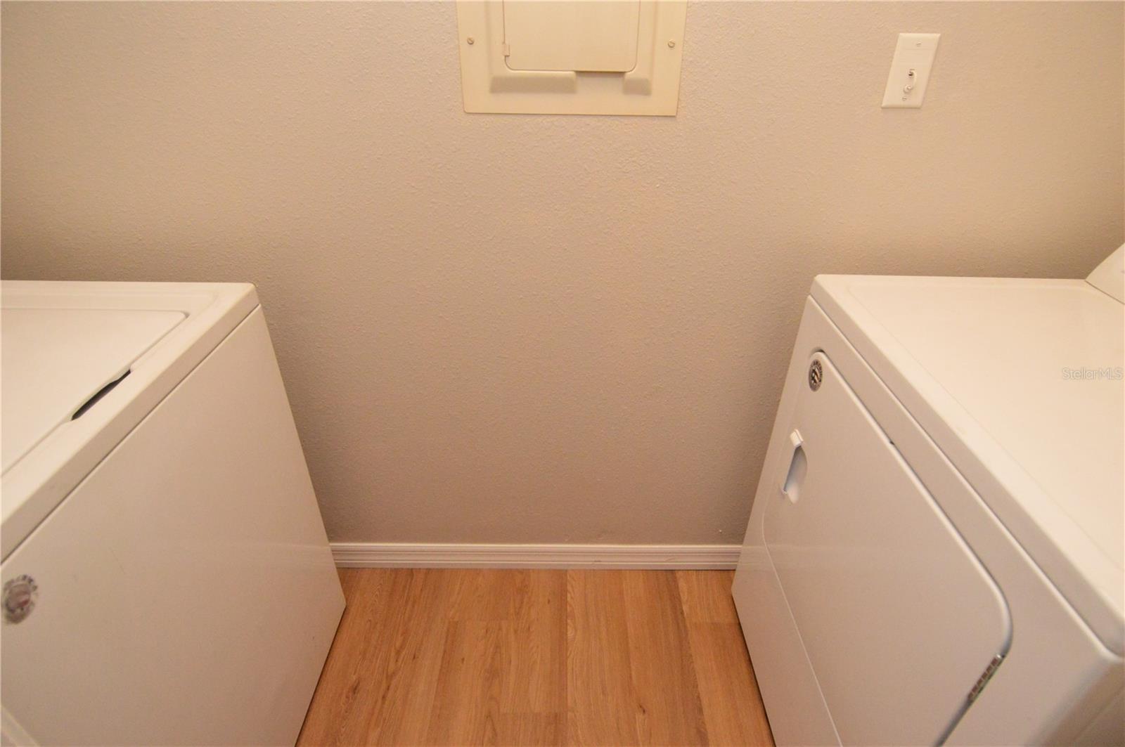 Image 7 of 85 For 1400 Gandy Boulevard N 1416