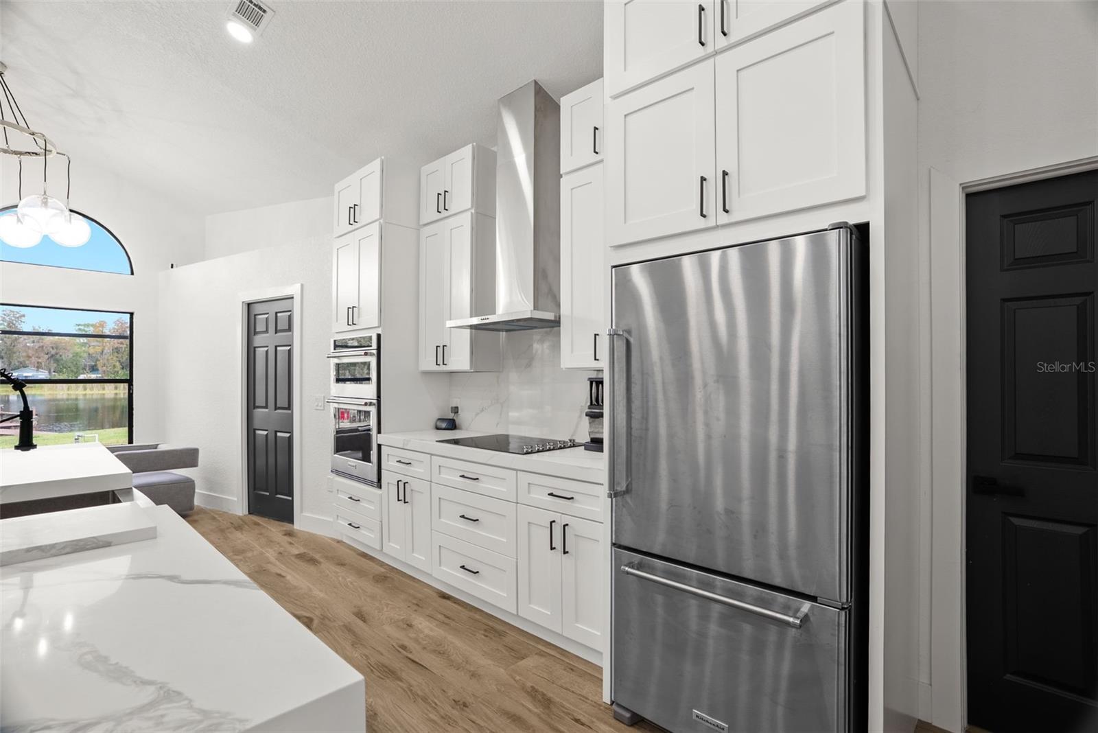 Image 17 of 67 For 15912 Willowdale Road