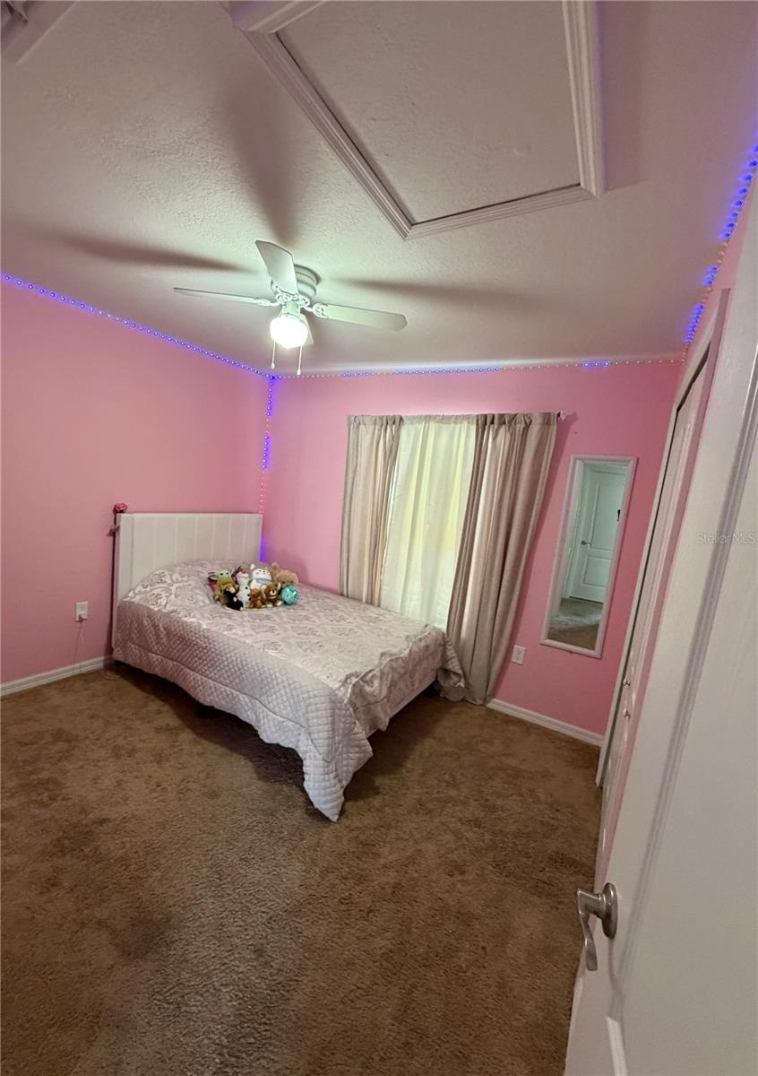 Image 12 of 19 For 2713 Hudson Street