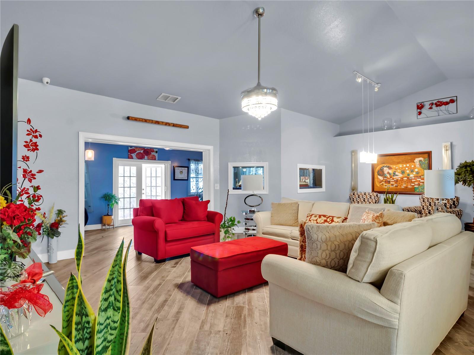 Image 10 of 55 For 7314 Beaumont Drive