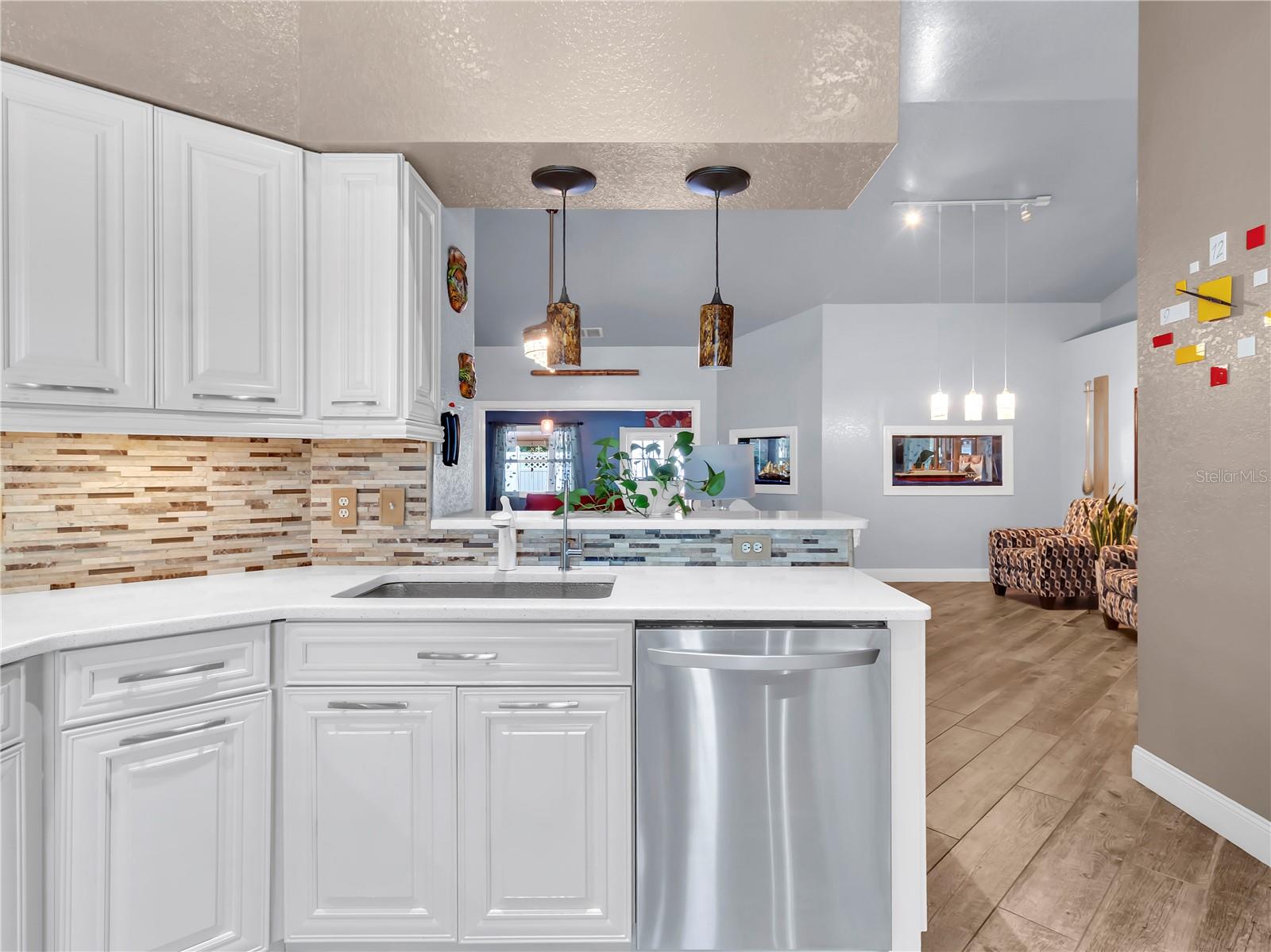 Image 17 of 55 For 7314 Beaumont Drive