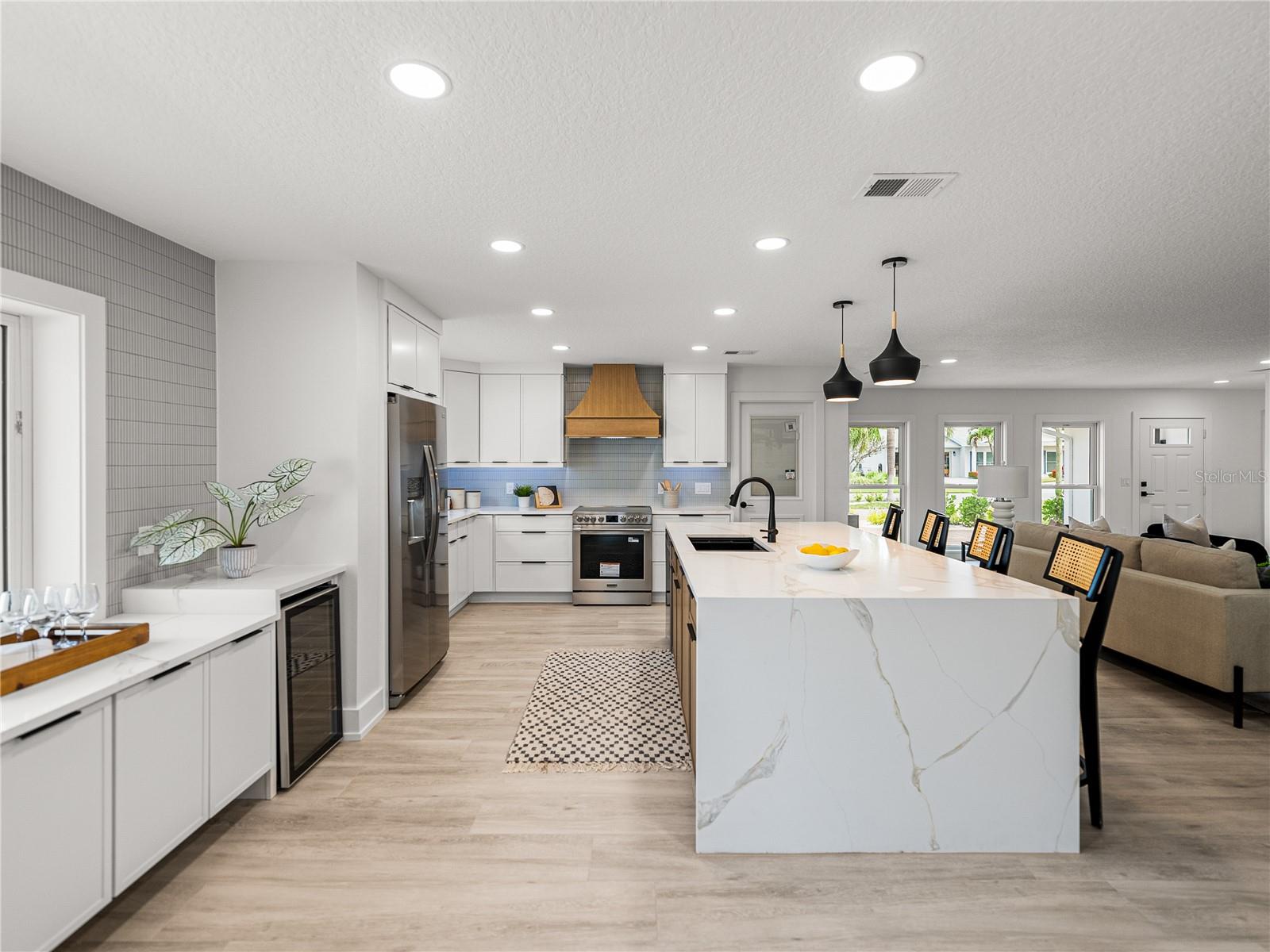 Image 16 of 79 For 6709 Cardinal Drive S