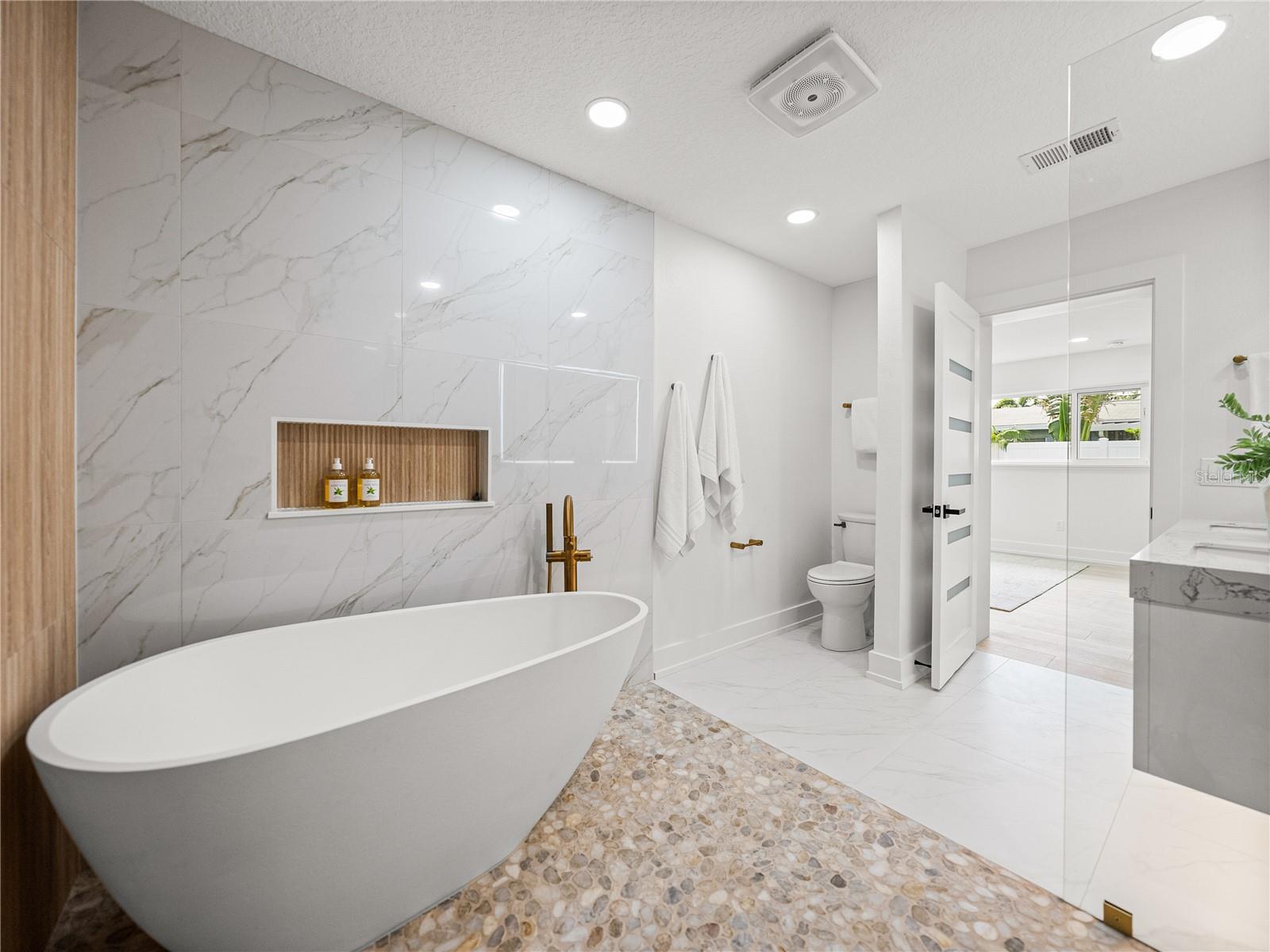 Image 34 of 79 For 6709 Cardinal Drive S