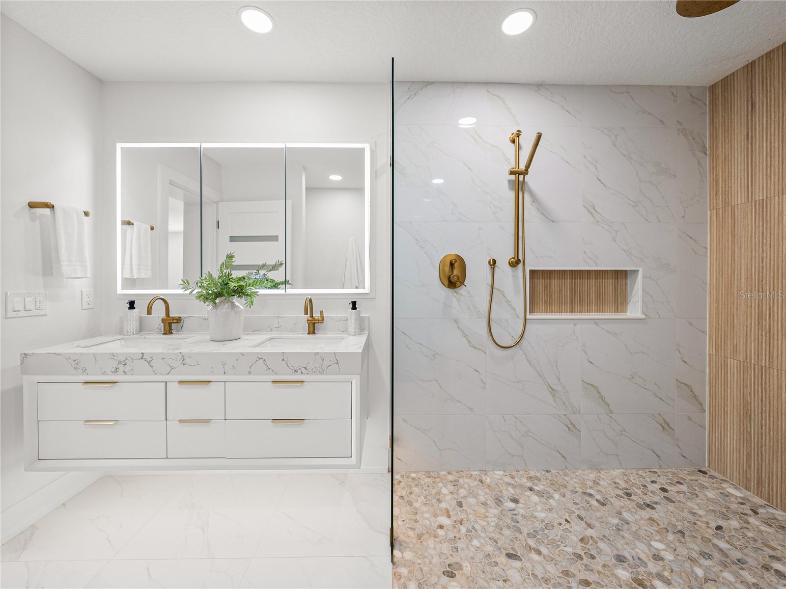 Image 36 of 79 For 6709 Cardinal Drive S