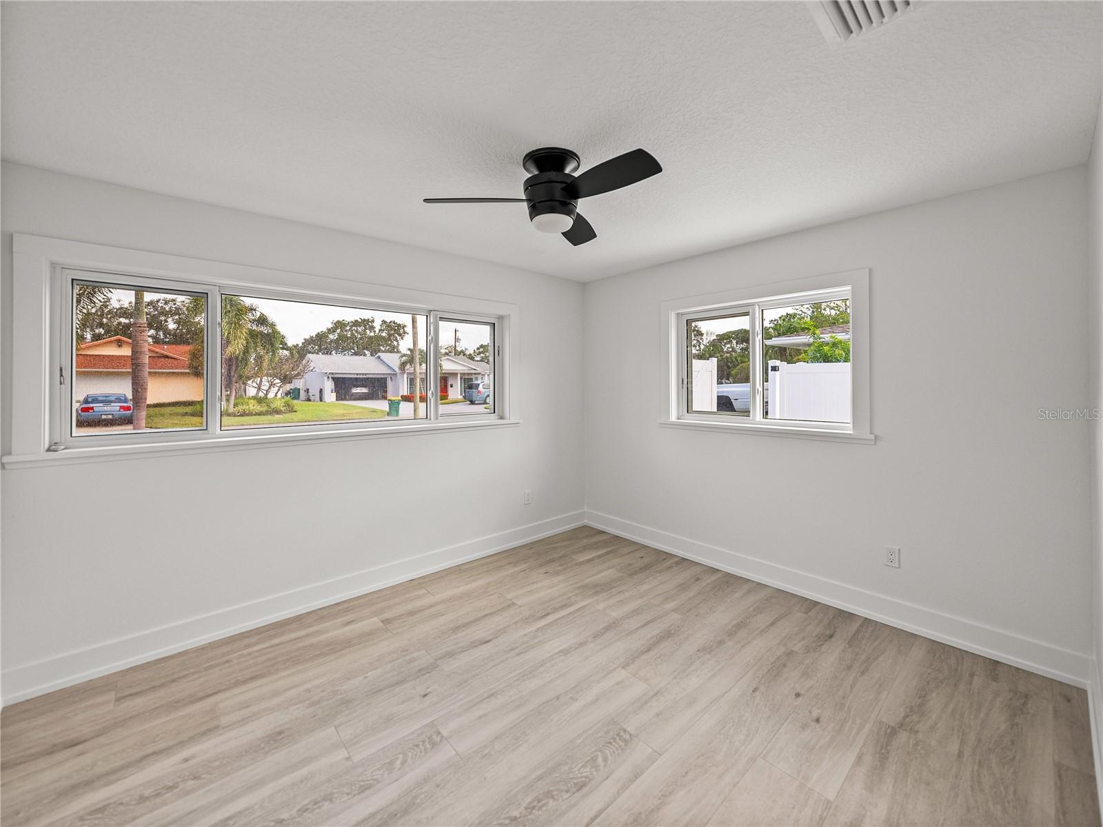 Image 43 of 79 For 6709 Cardinal Drive S