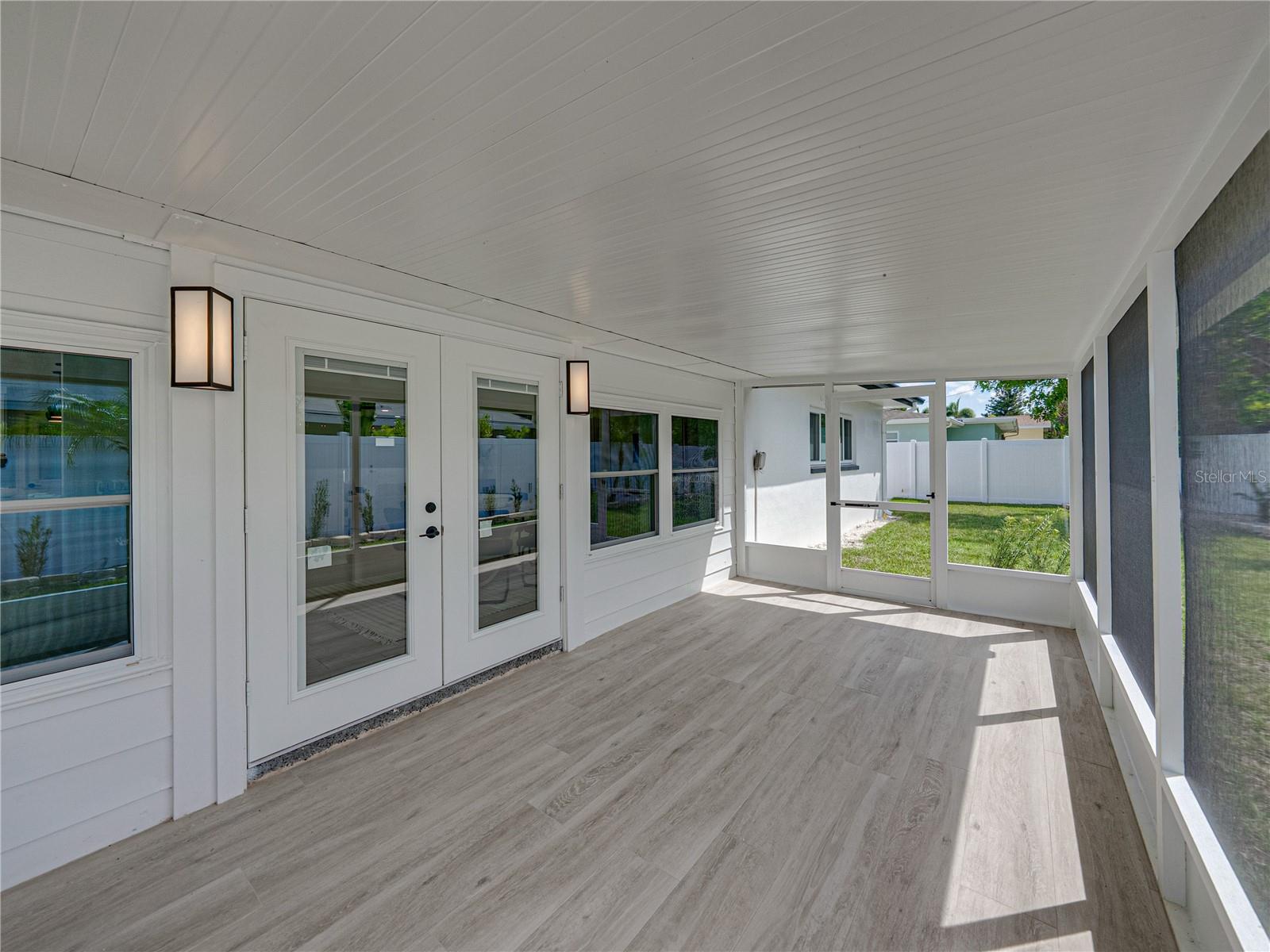 Image 55 of 79 For 6709 Cardinal Drive S