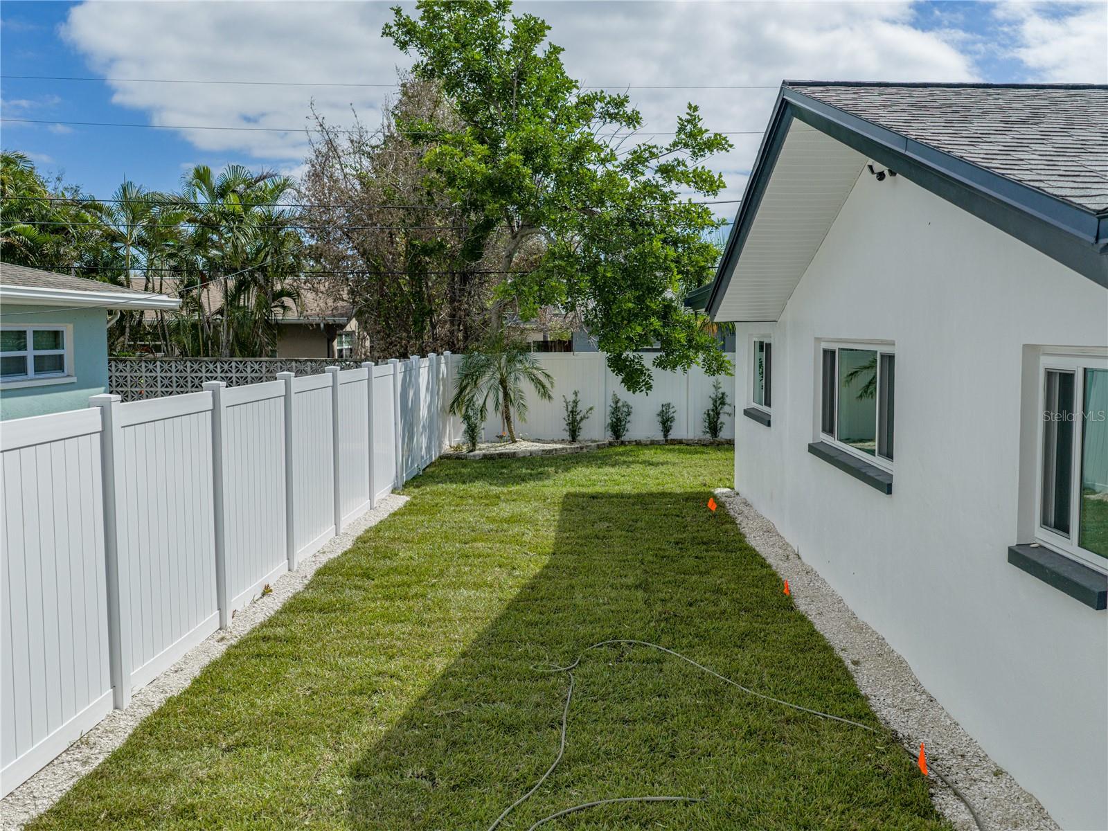 Image 62 of 79 For 6709 Cardinal Drive S