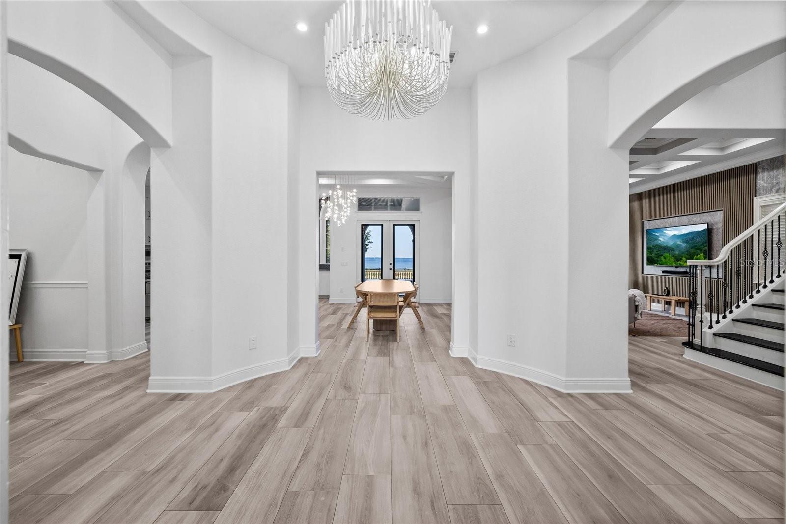 Image 12 of 93 For 6025 Beacon Shores Street