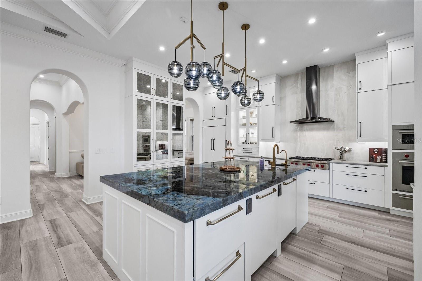 Image 14 of 93 For 6025 Beacon Shores Street