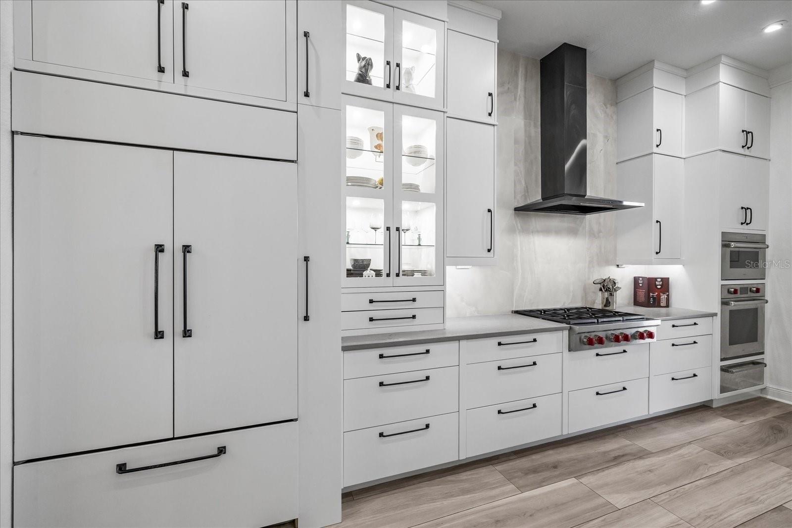 Image 20 of 93 For 6025 Beacon Shores Street