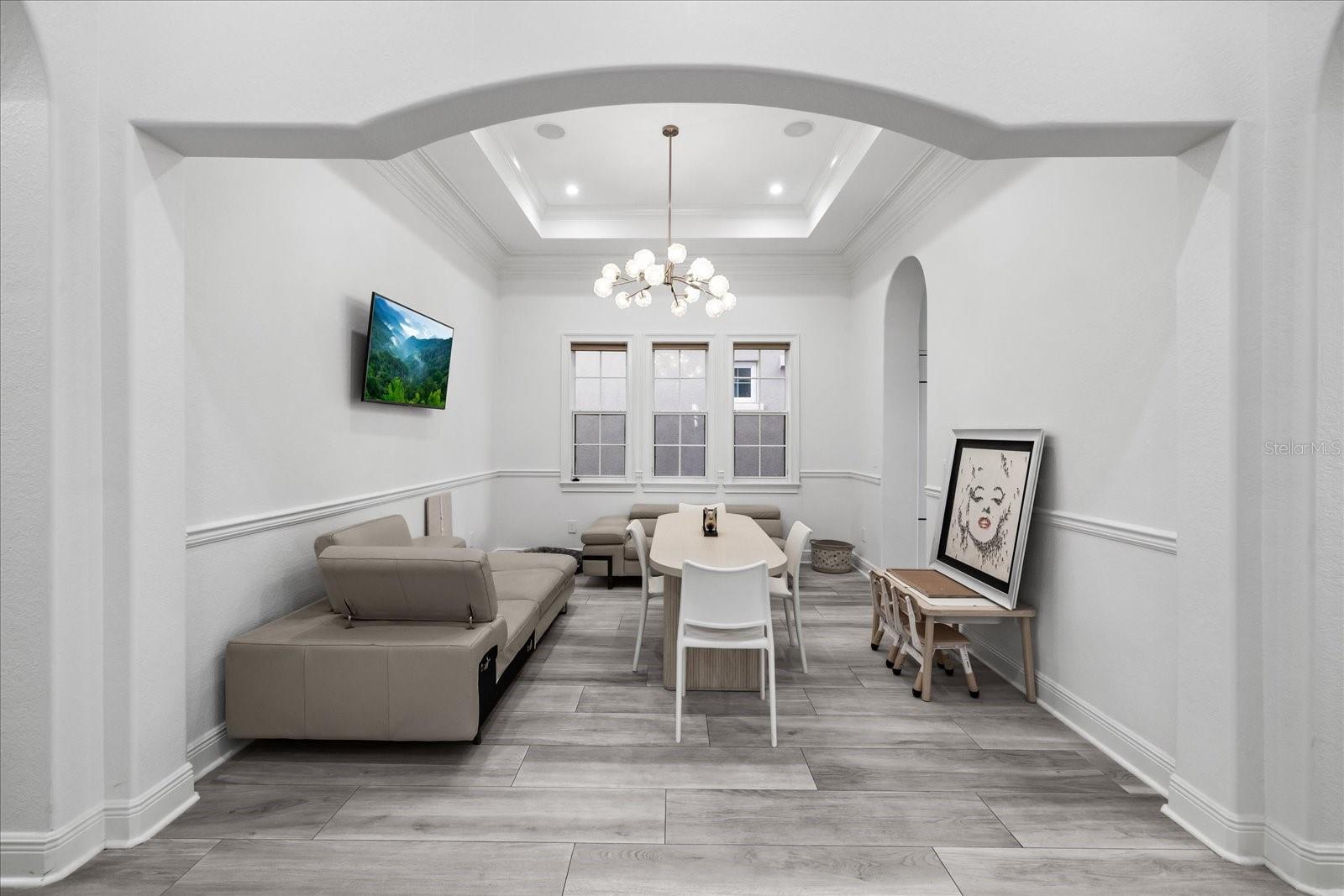 Image 22 of 93 For 6025 Beacon Shores Street