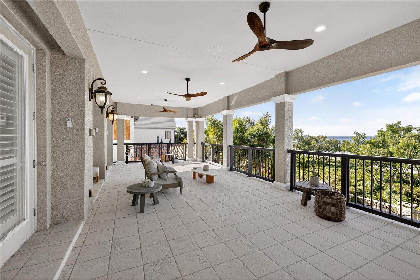 Image 40 of 93 For 6025 Beacon Shores Street