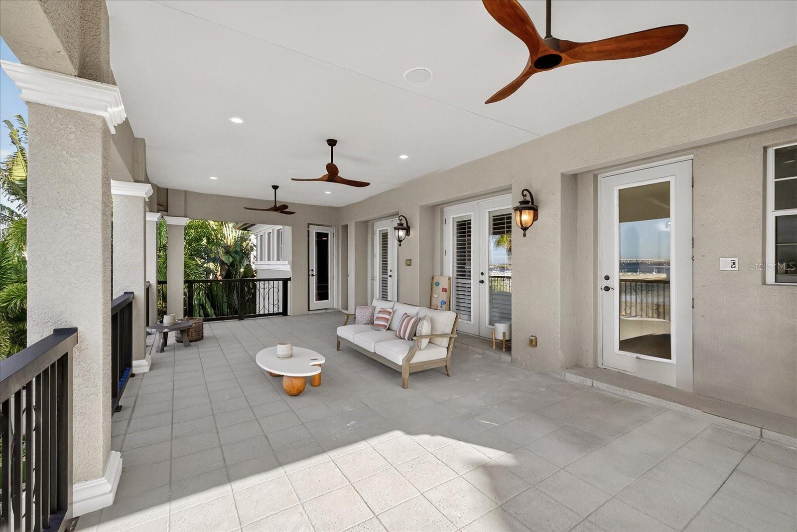 Image 42 of 93 For 6025 Beacon Shores Street