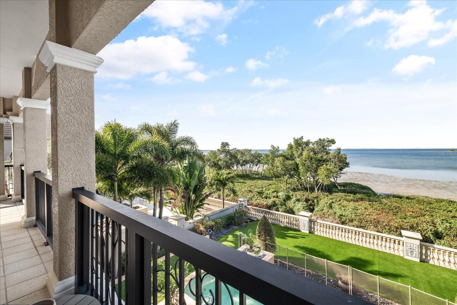 Image 43 of 93 For 6025 Beacon Shores Street