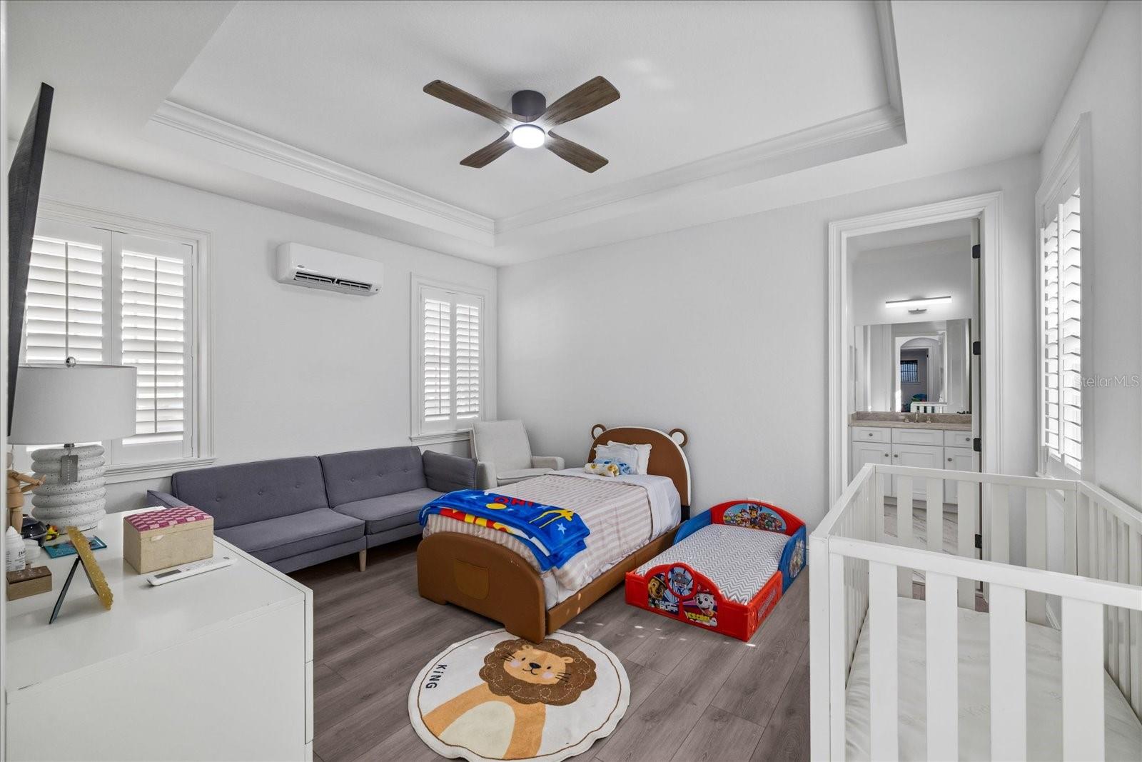 Image 45 of 93 For 6025 Beacon Shores Street