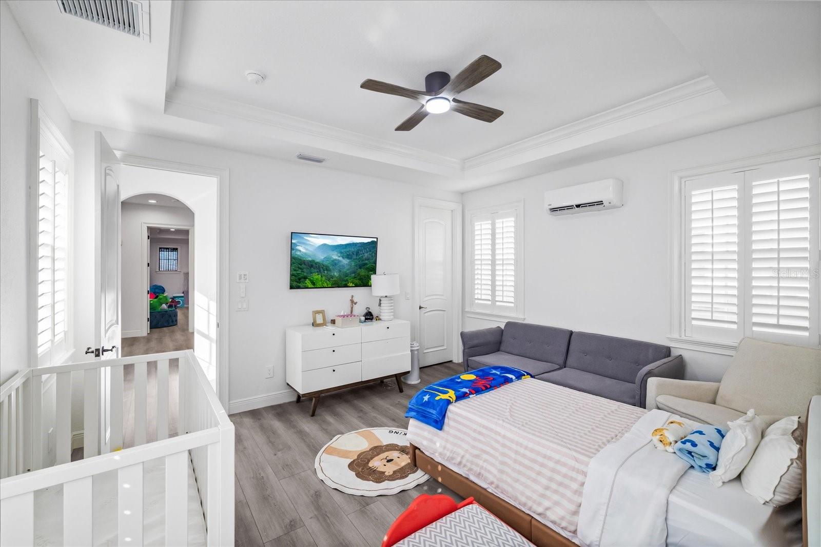 Image 46 of 93 For 6025 Beacon Shores Street