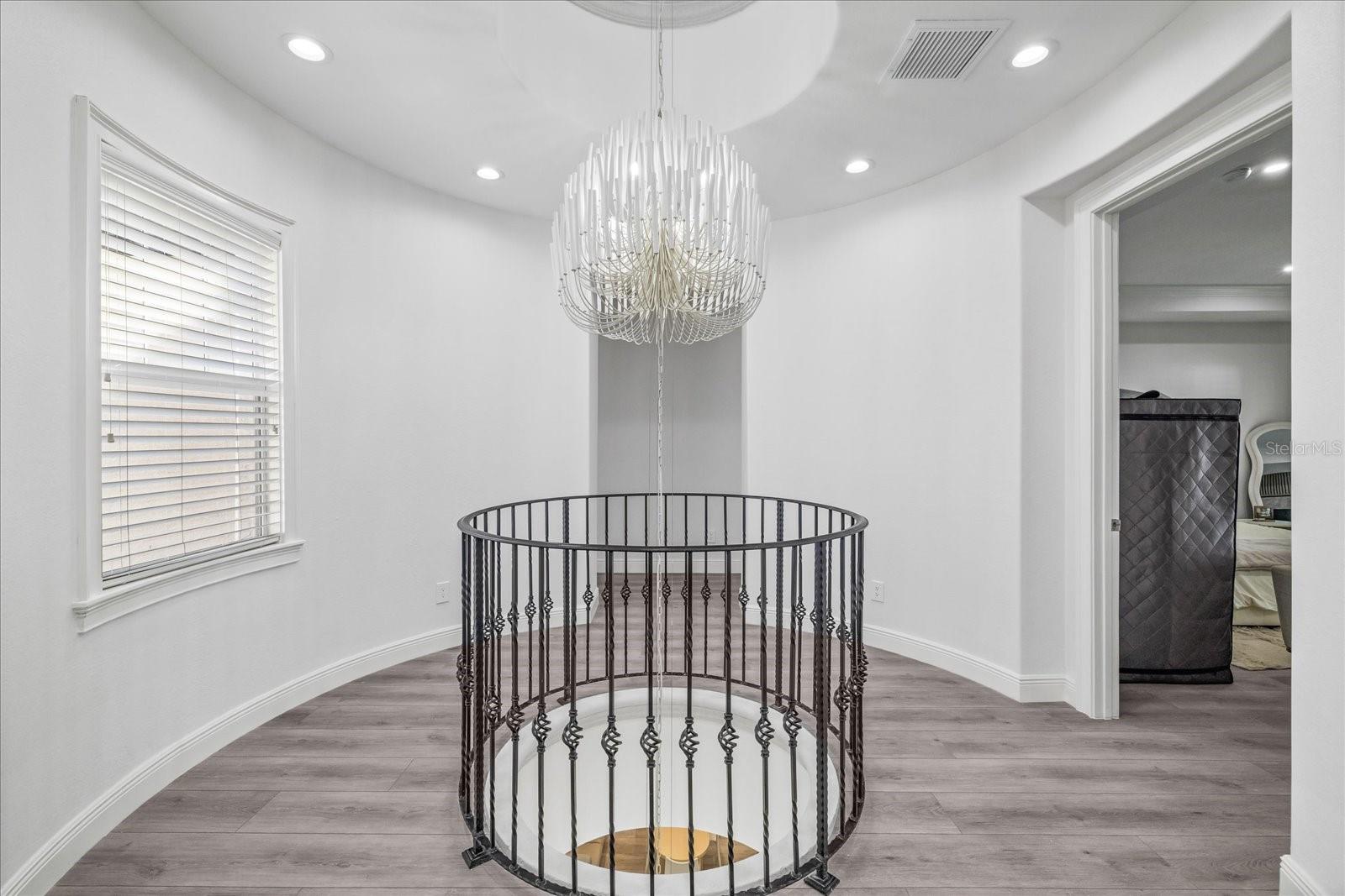 Image 49 of 93 For 6025 Beacon Shores Street