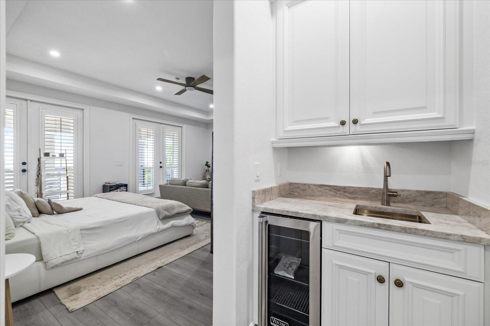 Image 54 of 93 For 6025 Beacon Shores Street