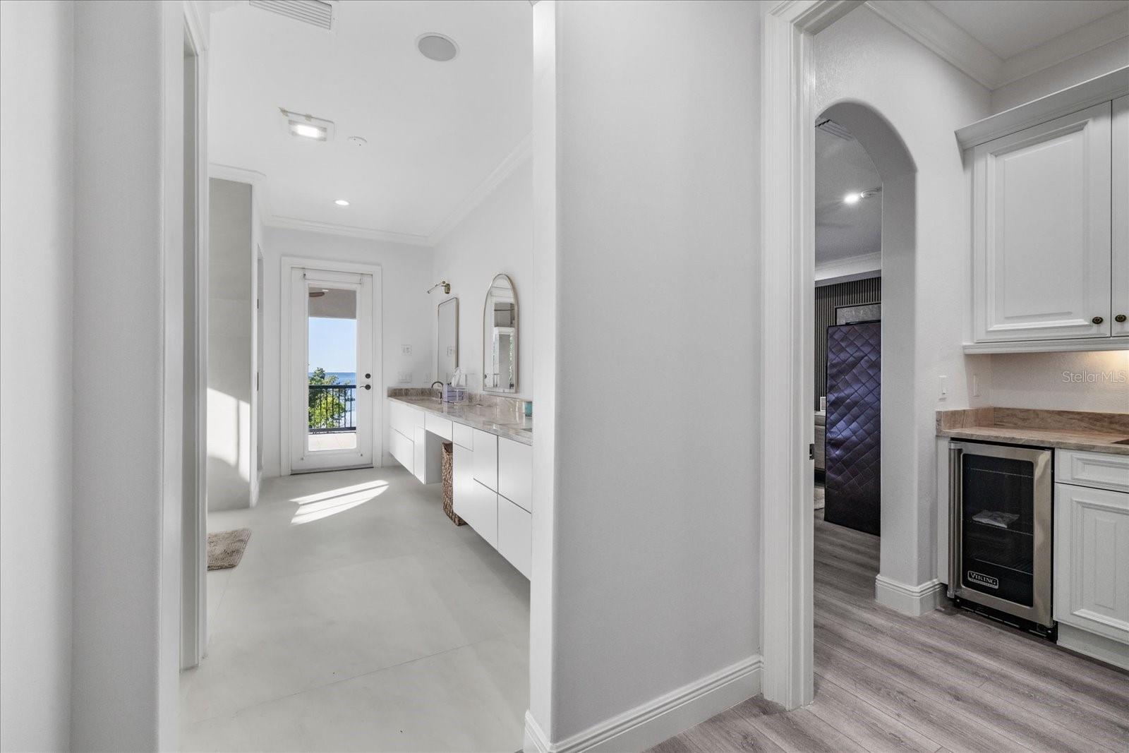 Image 55 of 93 For 6025 Beacon Shores Street