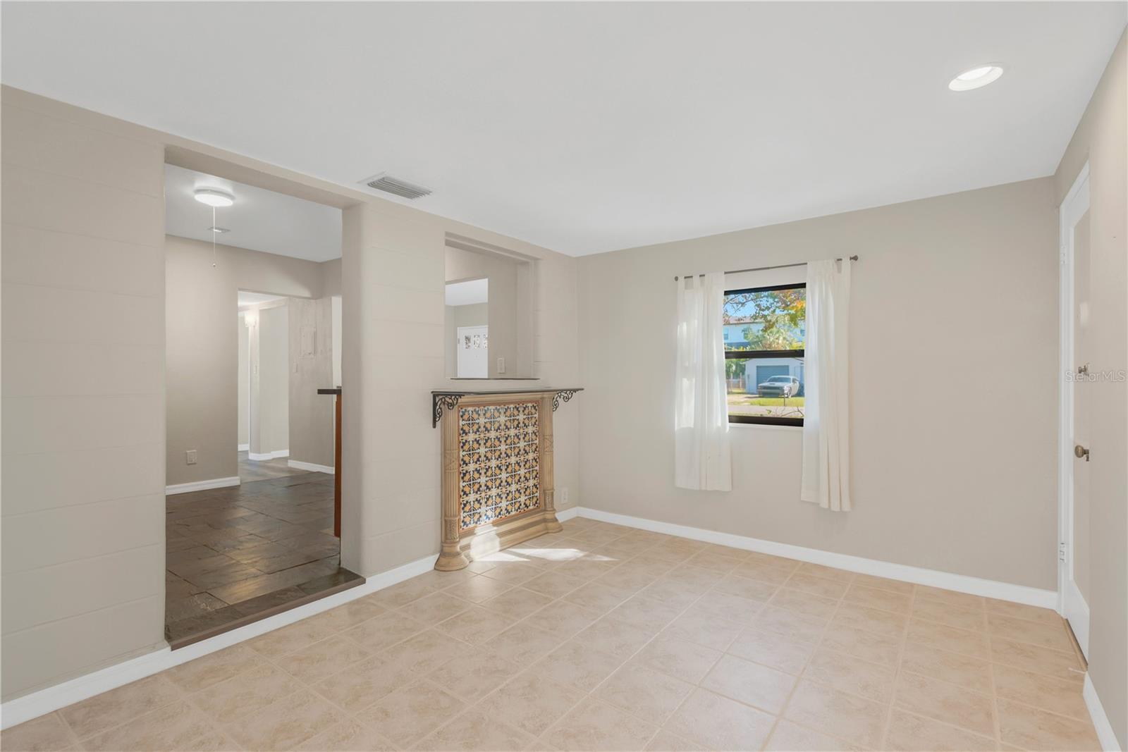 Image 11 of 28 For 6207 Kelly Road