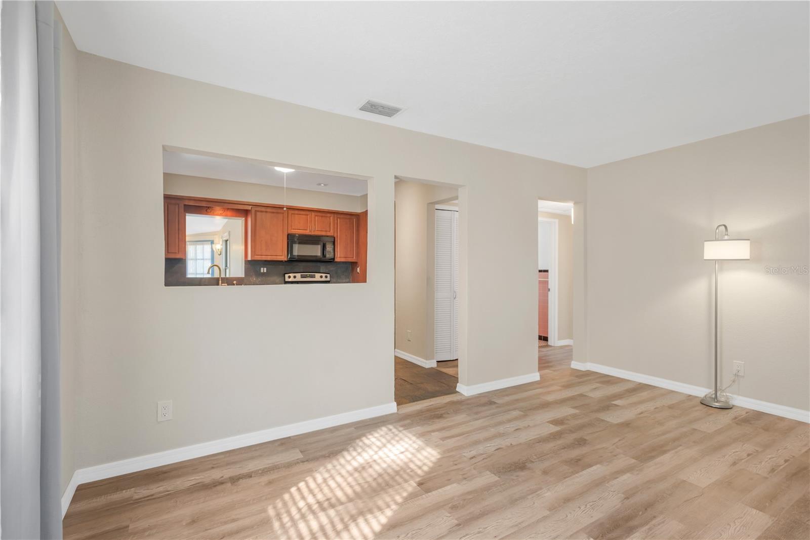 Image 7 of 28 For 6207 Kelly Road