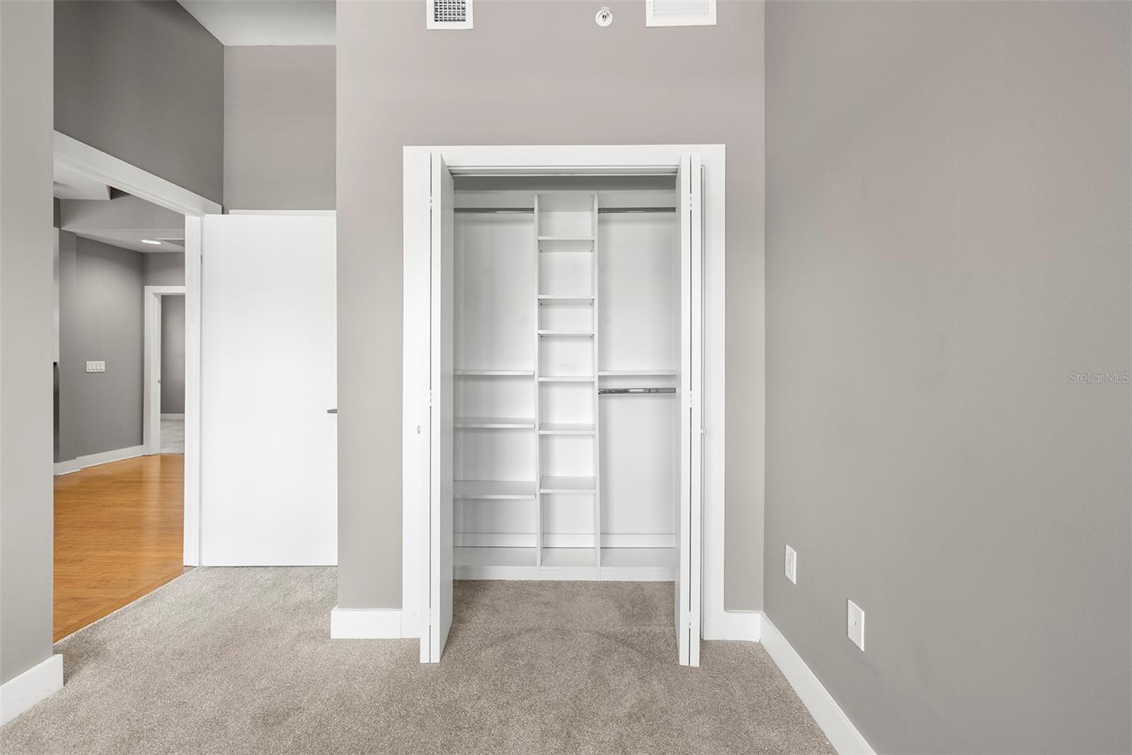 Image 26 of 50 For 1010 Central Avenue 302