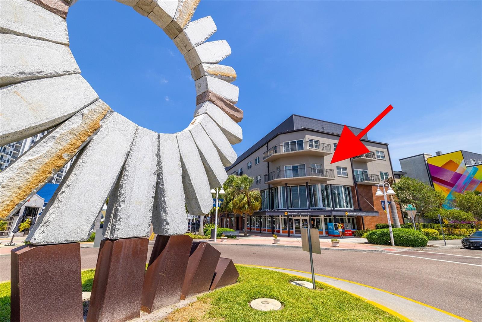 Image 3 of 50 For 1010 Central Avenue 302