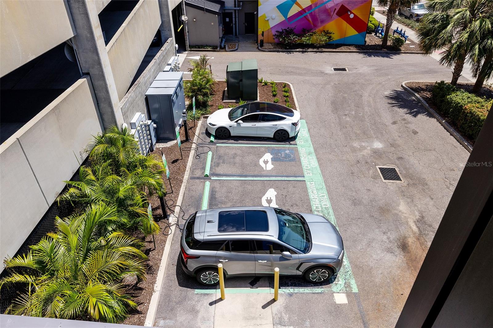 Image 32 of 50 For 1010 Central Avenue 302