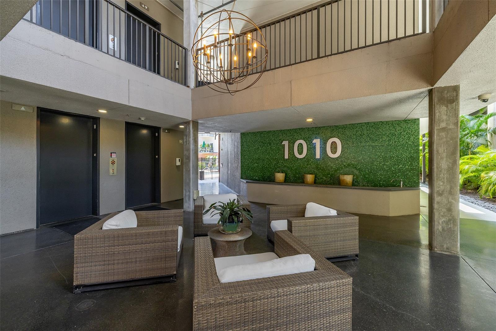 Image 35 of 50 For 1010 Central Avenue 302