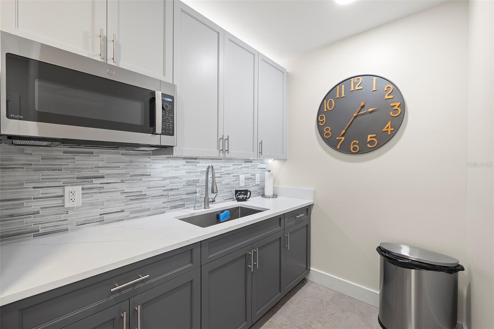 Image 49 of 50 For 1010 Central Avenue 302