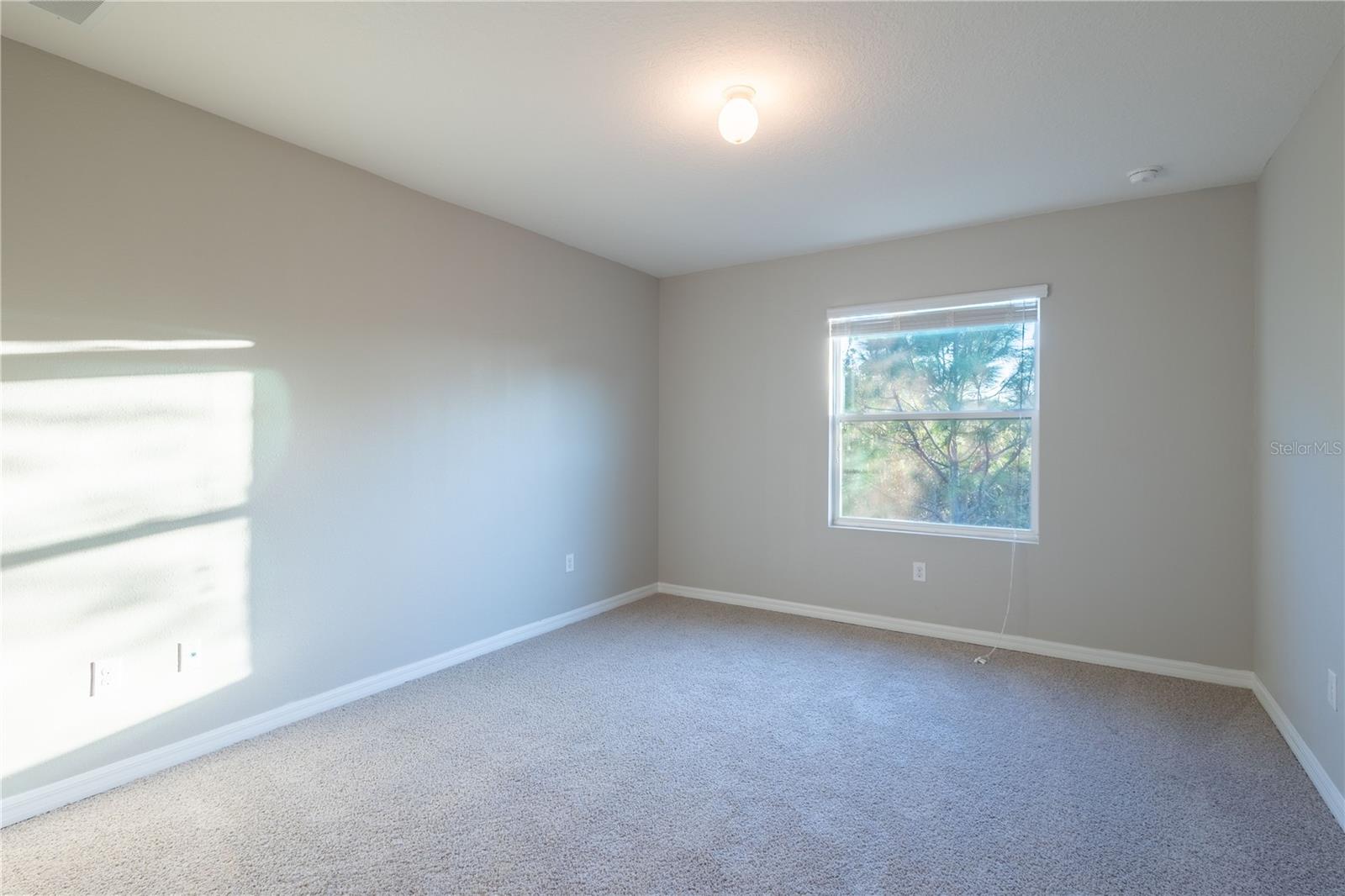 Image 21 of 40 For 8954 Indigo Trail Loop