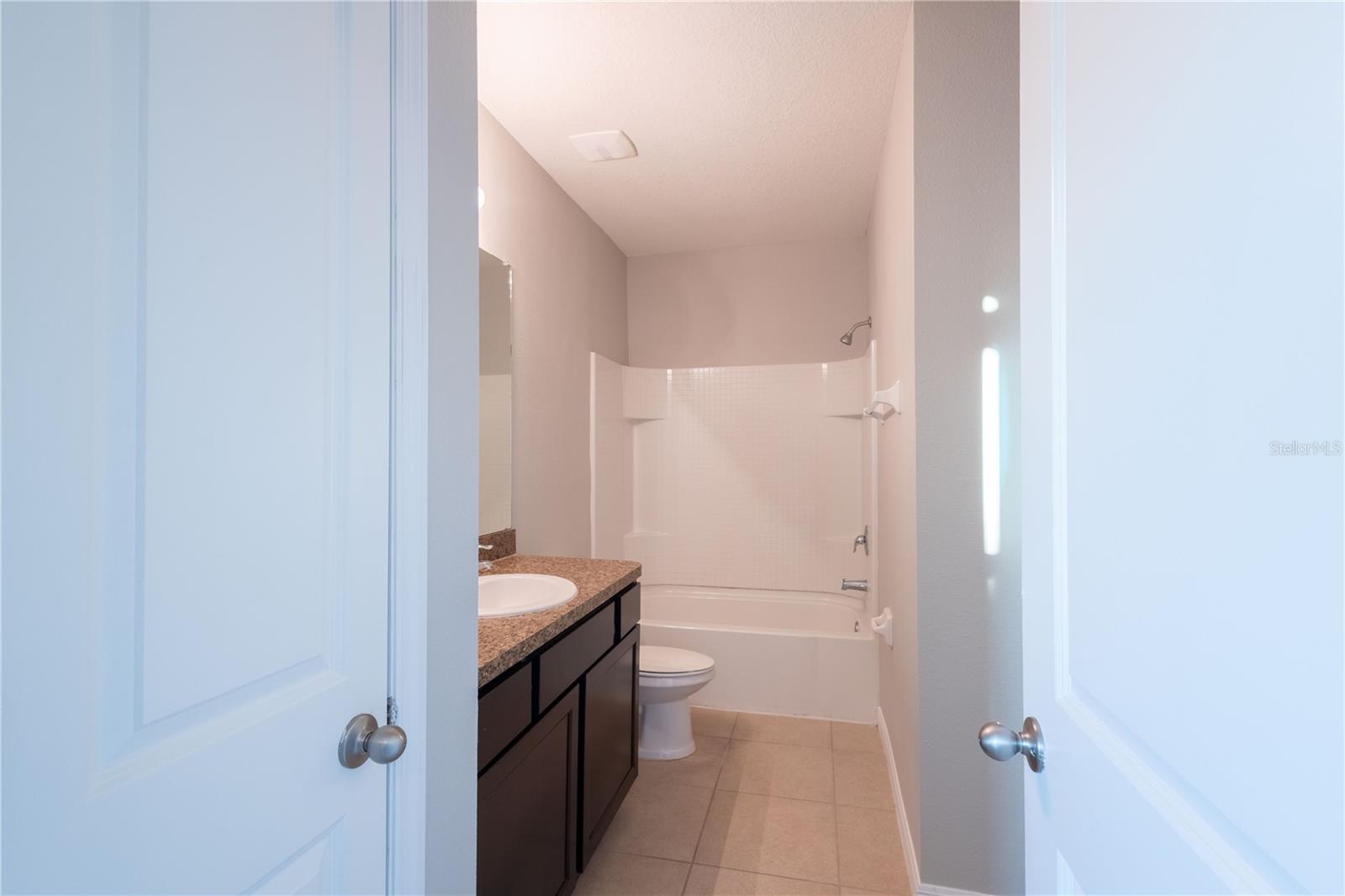 Image 32 of 40 For 8954 Indigo Trail Loop