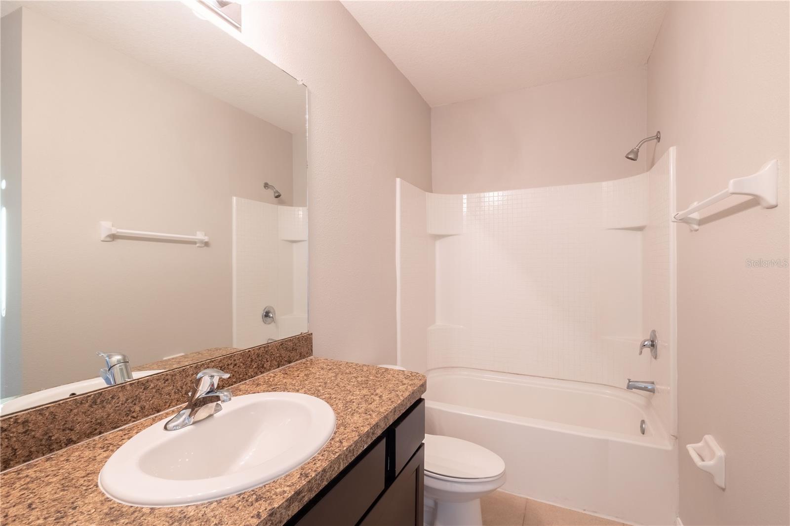 Image 33 of 40 For 8954 Indigo Trail Loop