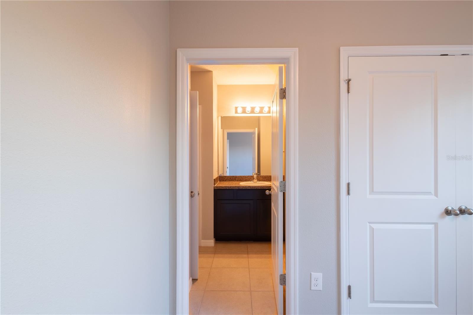 Image 38 of 40 For 8954 Indigo Trail Loop