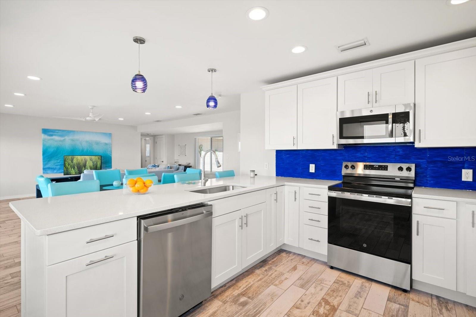 Image 31 of 74 For 2234 Harbor View Drive