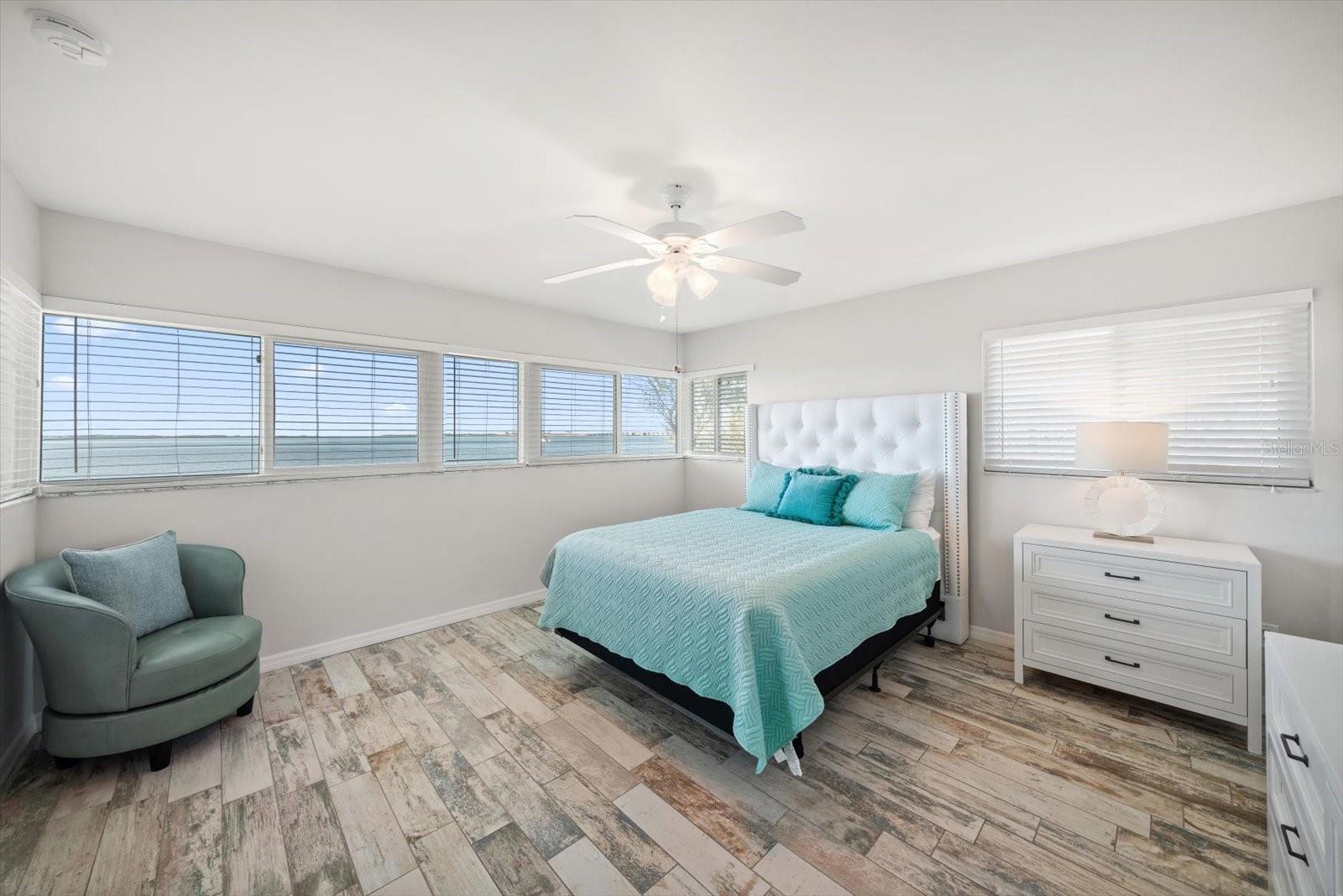 Image 37 of 74 For 2234 Harbor View Drive