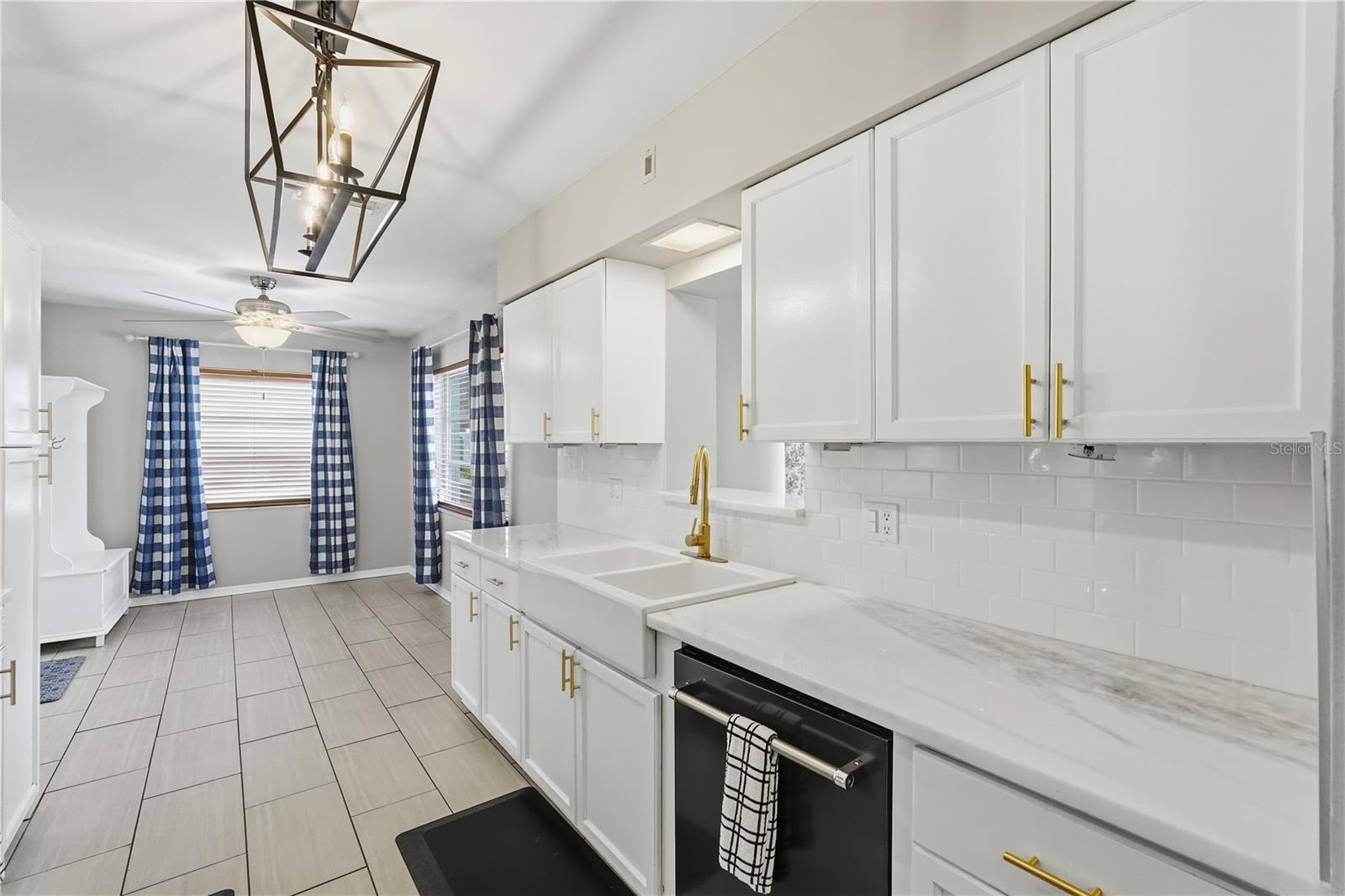 Image 8 of 31 For 2701 64th Avenue S