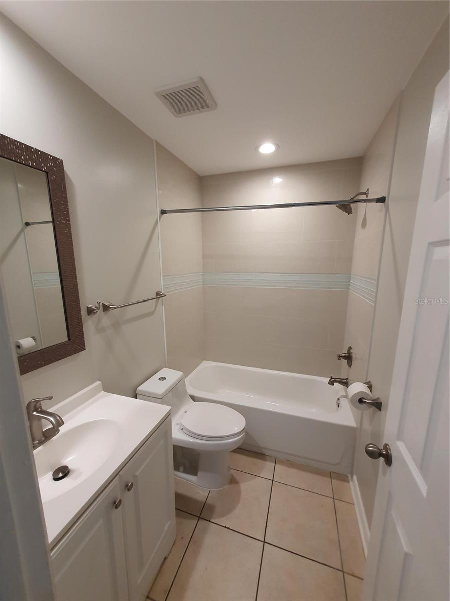 Image 4 of 8 For 1885 Orange Boulevard Way