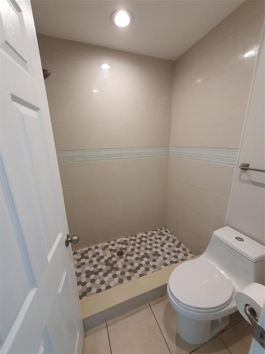 Image 7 of 8 For 1885 Orange Boulevard Way