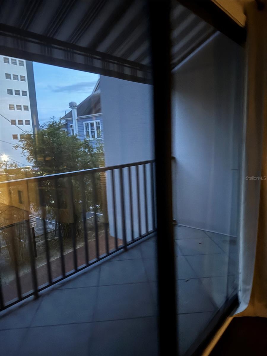 Image 23 of 24 For 105 4th Avenue Ne 225