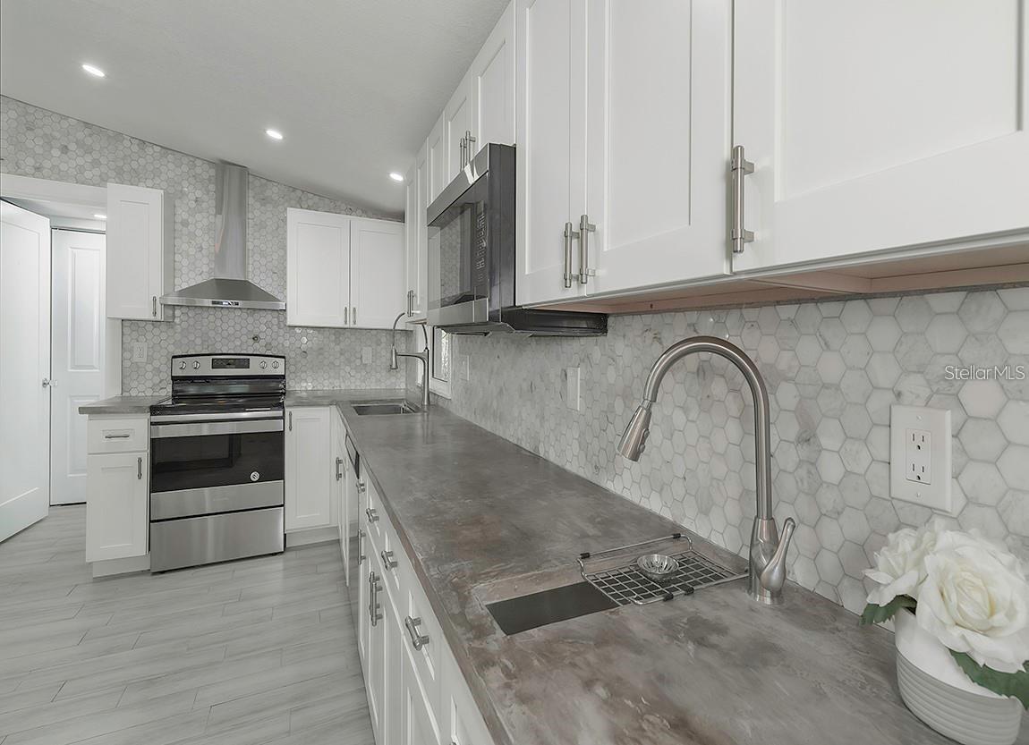 Image 14 of 30 For 1428 Illinois Avenue