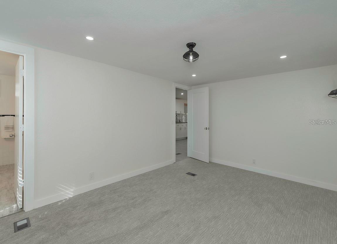 Image 17 of 30 For 1428 Illinois Avenue