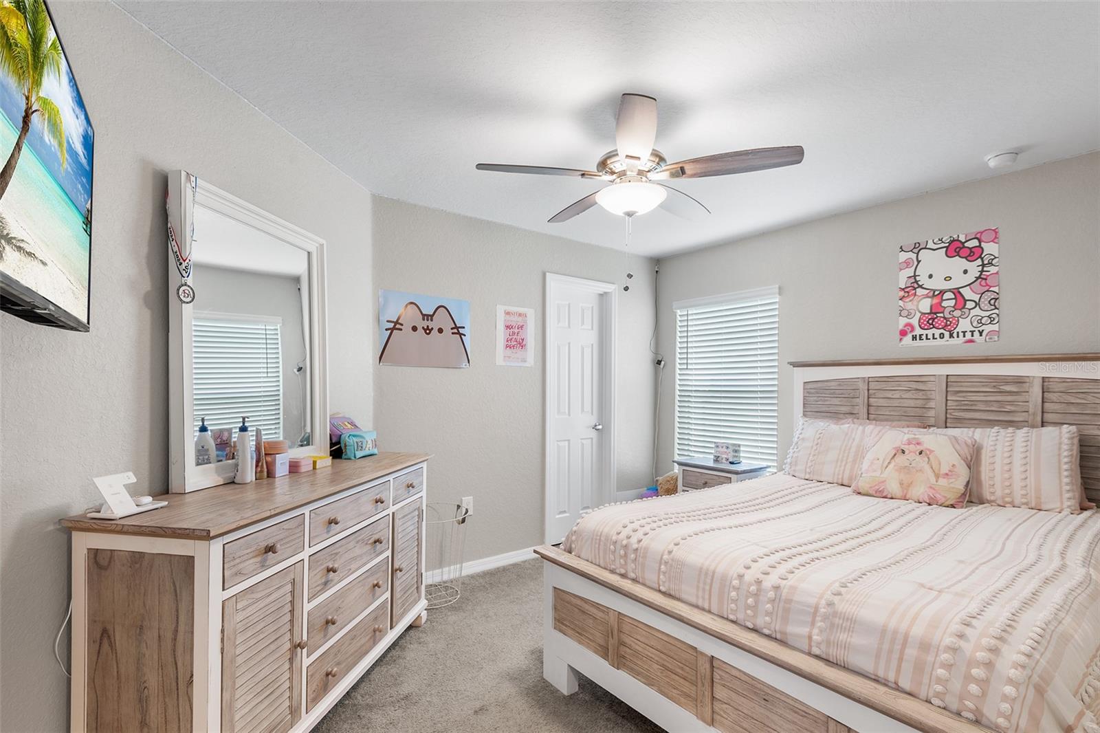 Image 22 of 33 For 220 St Georges Circle