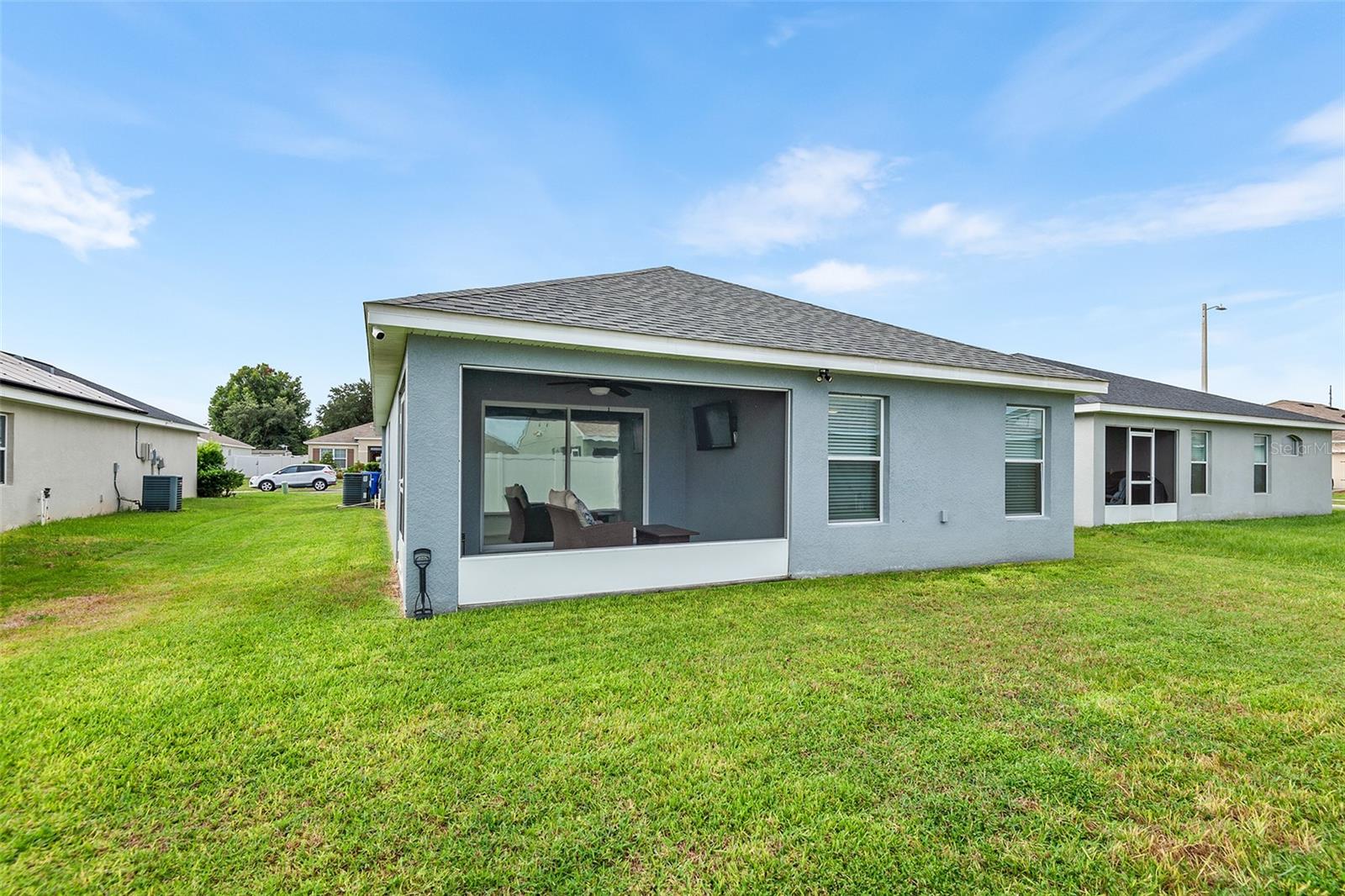 Image 31 of 33 For 220 St Georges Circle