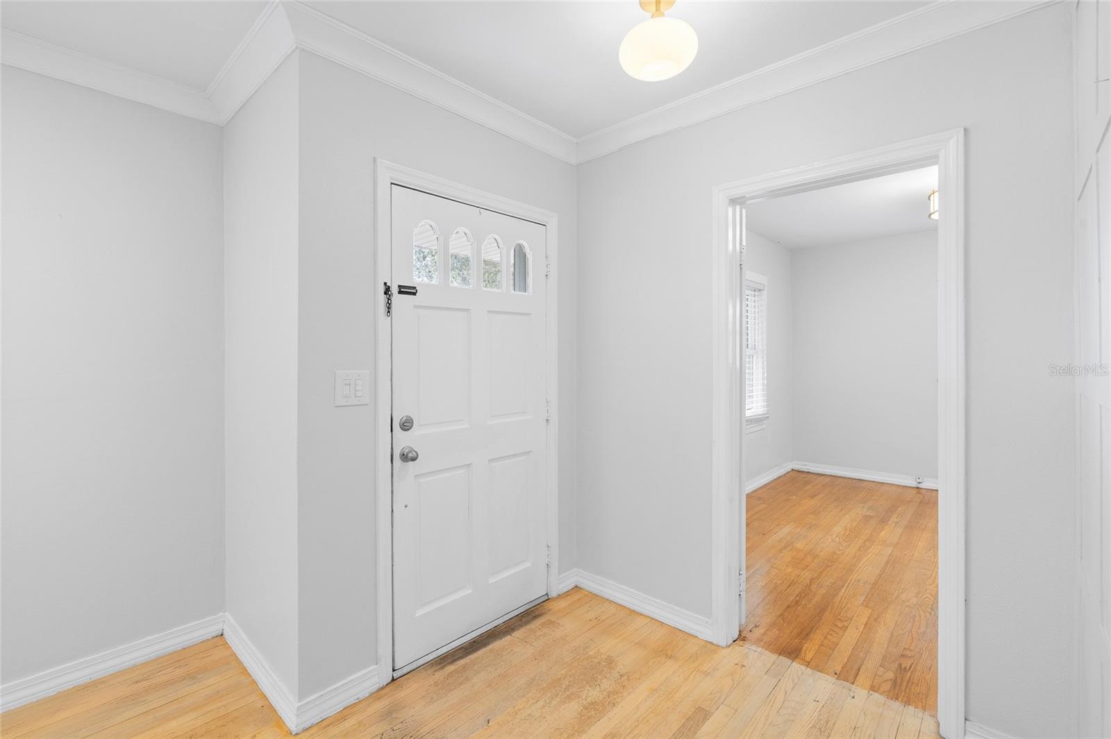 Image 11 of 44 For 37951 Coleman Avenue